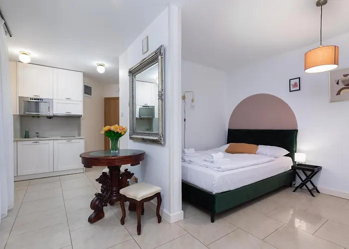 Appartamento With Balcony Trentowskiego By Renters