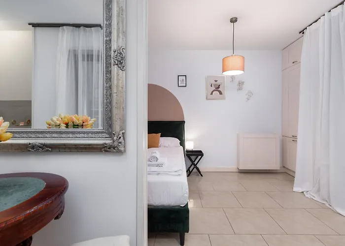 Appartamento With Balcony Trentowskiego By Renters *